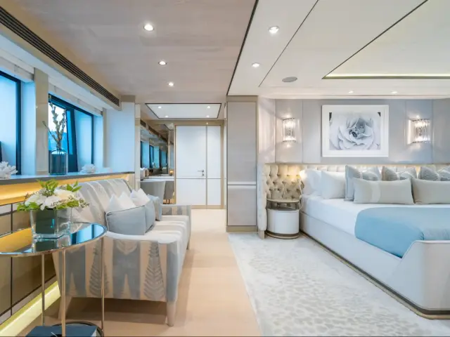 THUMPER | Sunseeker 40M — 48 / 67