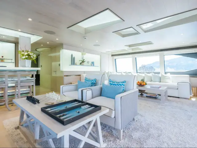 THUMPER | Sunseeker 40M — 38 / 67
