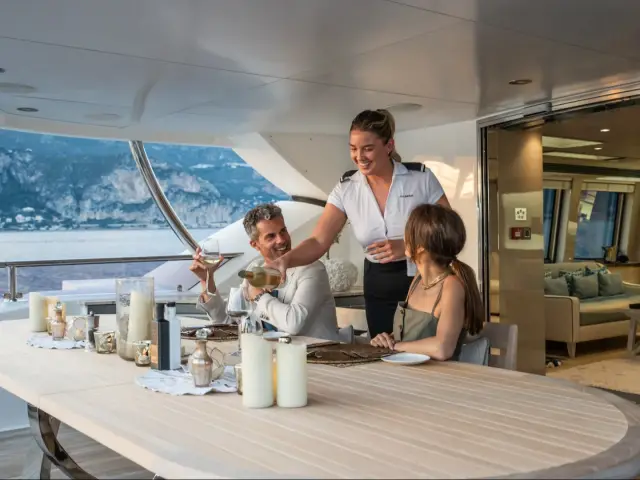 THUMPER | Sunseeker 40M — 27 / 67
