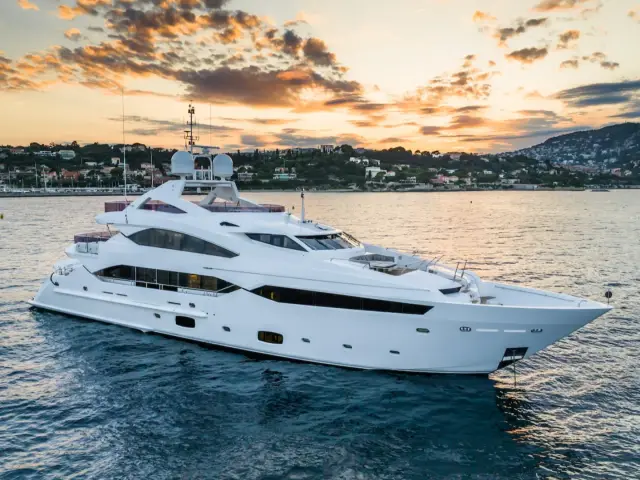 THUMPER | Sunseeker 40M — 6 / 67