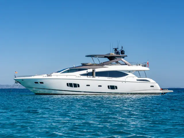 MOZZ II | Sunseeker 27M — 27 / 36