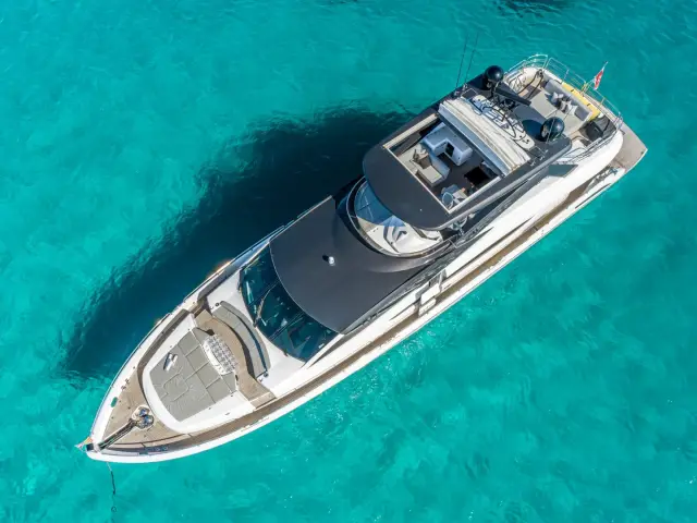 MOZZ II | Sunseeker 27M — 24 / 36