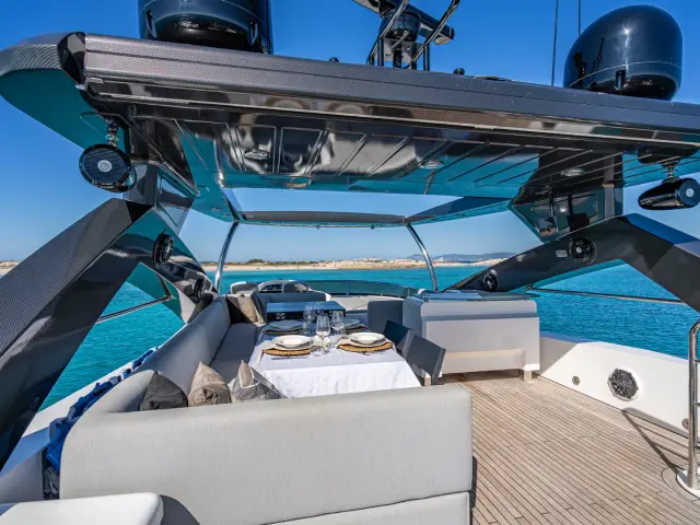 MOZZ II | Sunseeker 27M — 36 / 36