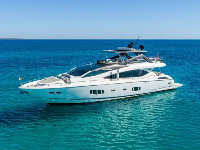 MOZZ II | Sunseeker 27M — 33 / 36