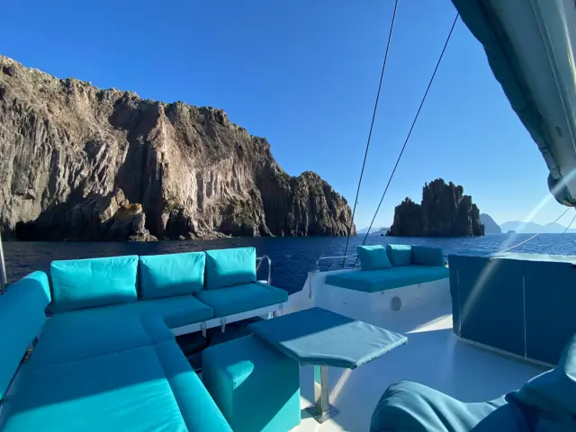 LIR | Fountaine Pajot Victoria 67 — 9 / 22