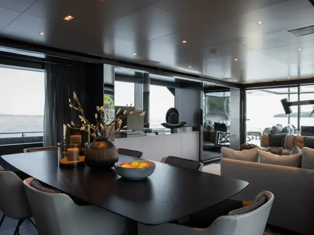 ELLA | Riva Argo 90  — 16 / 27