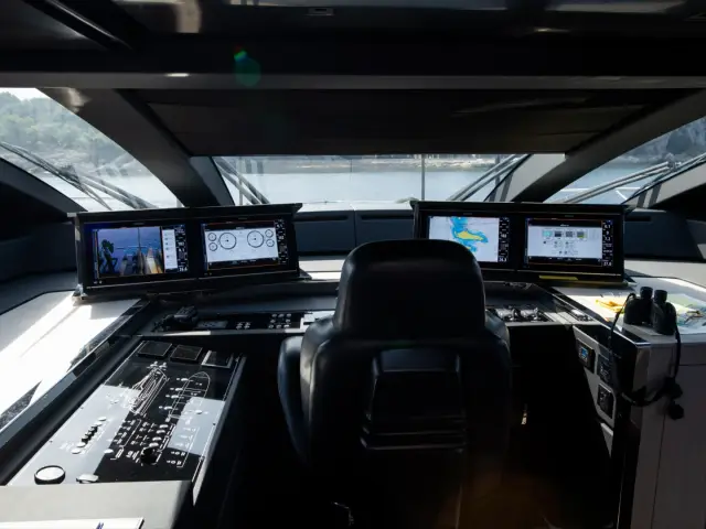 ELLA | Riva Argo 90  — 12 / 27
