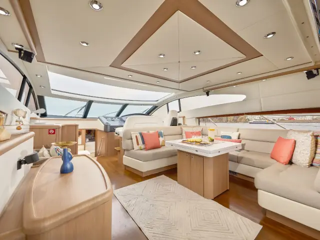 NUMBER 9 | Sunseeker Predator 72 — 7 / 12