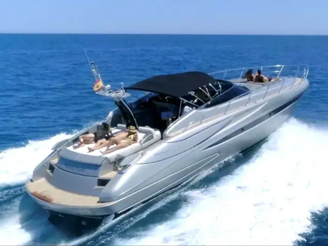 INVICTUS | Riva Rivale 52 — 2 / 6