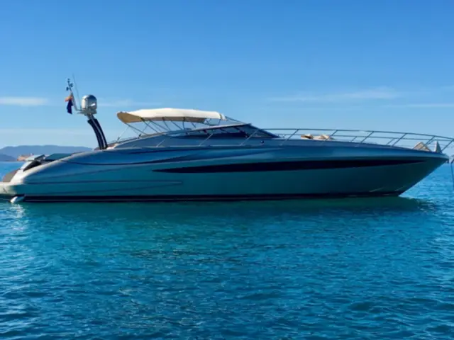 INVICTUS | Riva Rivale 52 — 1 / 6