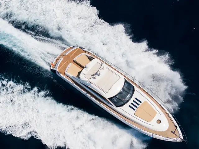 CRETA | Princess V65 — 3 / 15