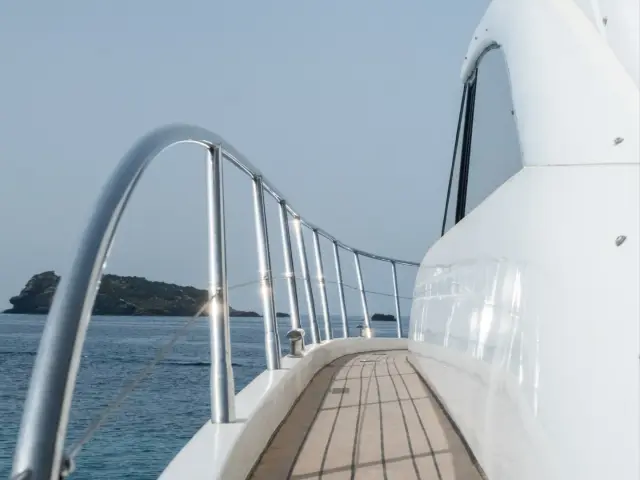 CRETA | Princess V65 — 15 / 15