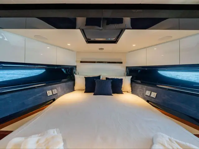 BLUE SHARK | Riva 66 Ribelle — 15 / 16