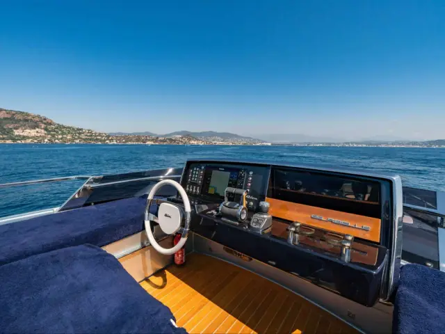 BLUE SHARK | Riva 66 Ribelle — 4 / 16