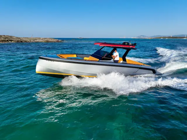 NO TOMORROW | Vanquish VQ40 — 16 / 16