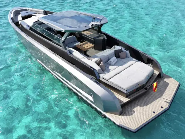CASA ATLANTIS | Vanquish VQ52 — 5 / 10