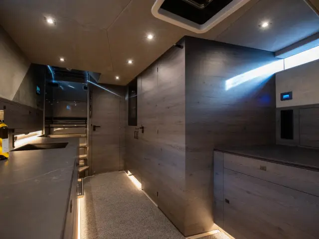 MI PARAISO | Vanquish VQ58 — 23 / 25