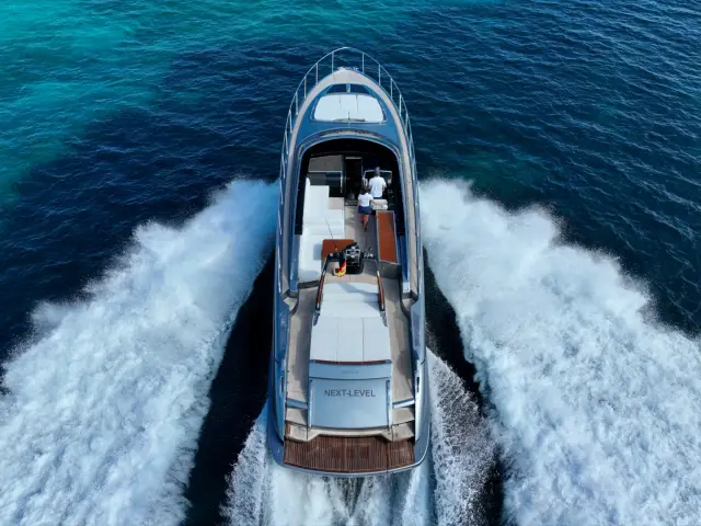 NEXT LEVEL | Riva Rivale 56 — 8 / 8
