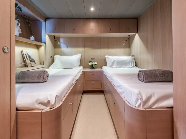 BOSS SEA | Baia Panther 80 — 44 / 48