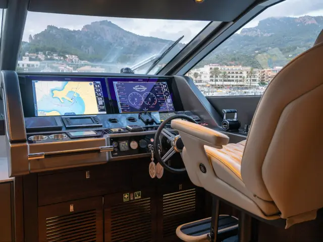 HALEY JANE | Sunseeker 88 — 7 / 64
