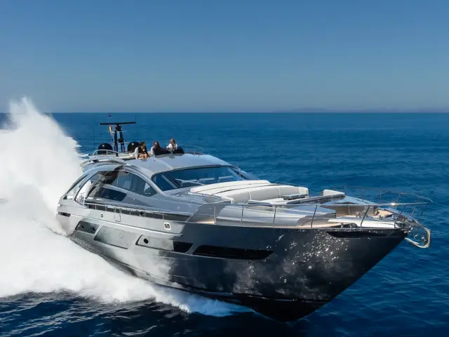 EL MACANN | Pershing 9X — 15 / 84