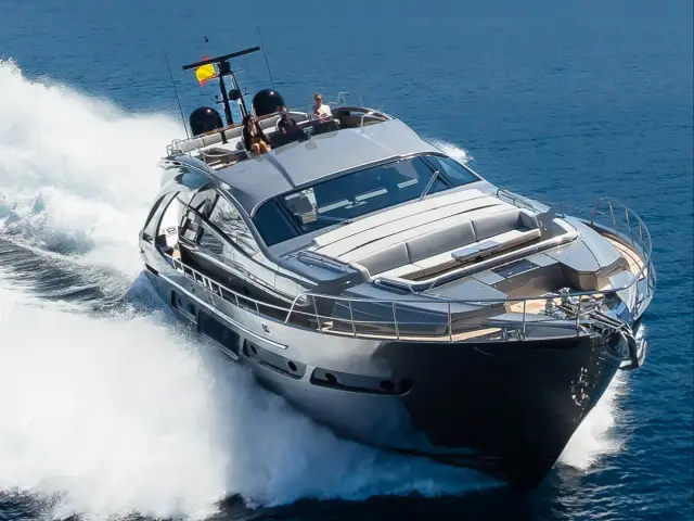 EL MACANN | Pershing 9X — 6 / 84
