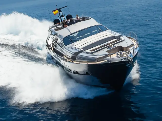 EL MACANN | Pershing 9X — 25 / 84