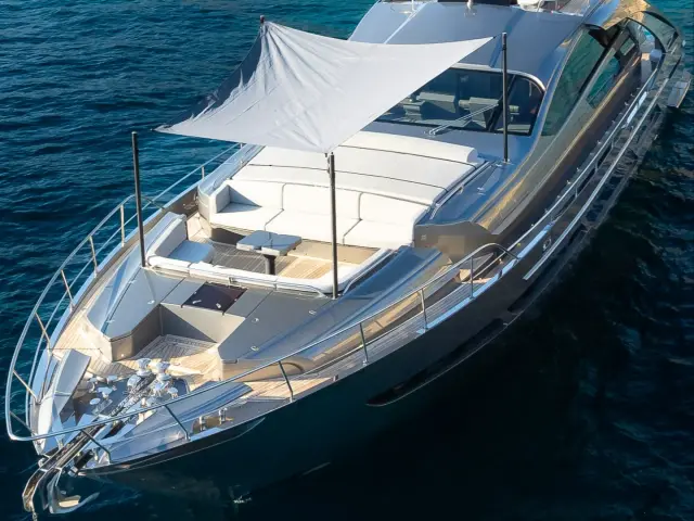 EL MACANN | Pershing 9X — 75 / 84