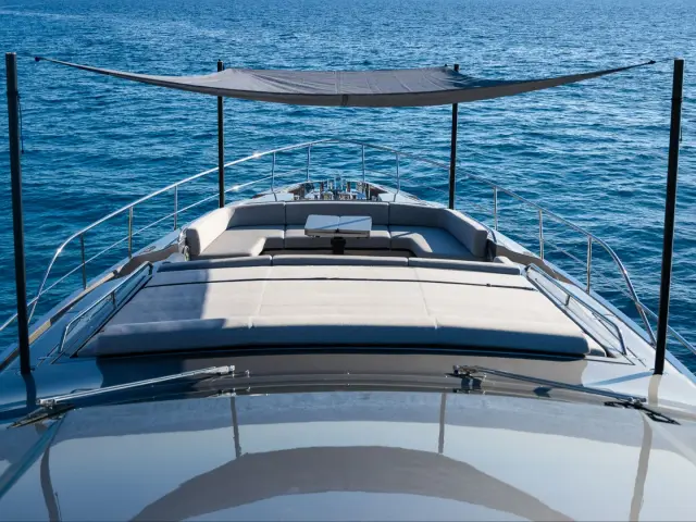 EL MACANN | Pershing 9X — 67 / 84