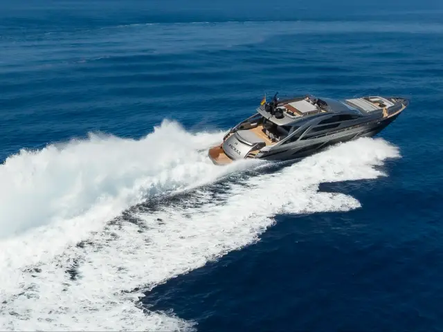 EL MACANN | Pershing 9X — 21 / 84