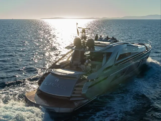 EL MACANN | Pershing 9X — 77 / 84