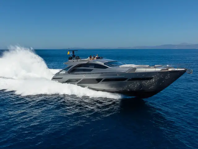 EL MACANN | Pershing 9X — 23 / 84