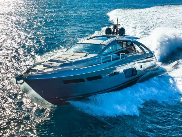 MARLEENA | Pershing 7X — 12 / 80