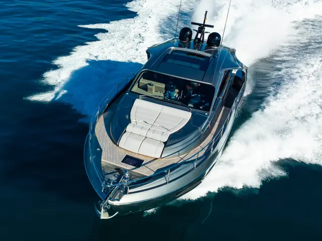 MARLEENA | Pershing 7X — 7 / 80