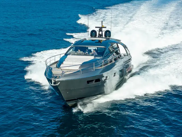 MARLEENA | Pershing 7X — 17 / 80