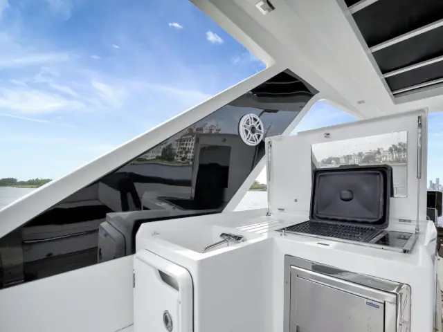 INFINITY | Galeon 500 Fly — 11 / 29