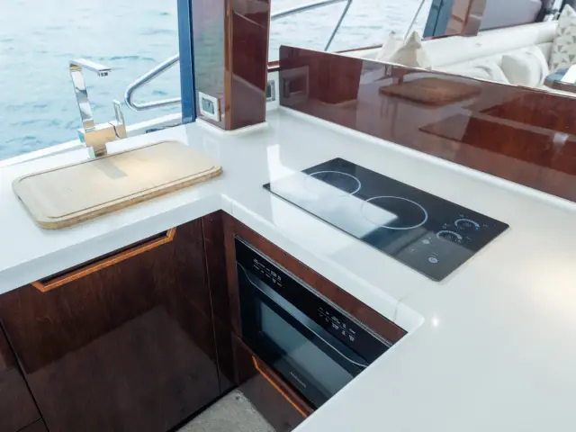 INFINITY | Galeon 500 Fly — 17 / 29