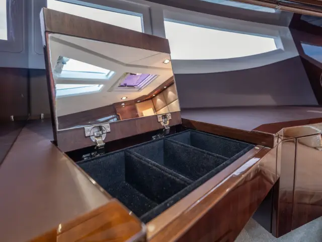 INFINITY | Galeon 500 Fly — 27 / 29