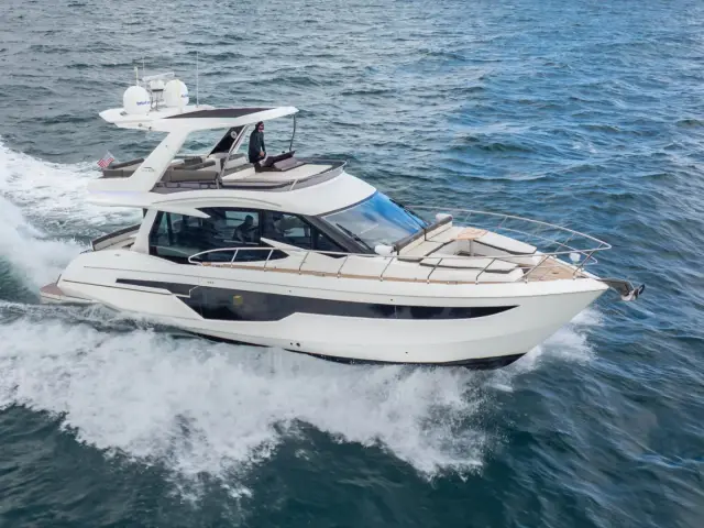 INFINITY | Galeon 500 Fly — 3 / 29