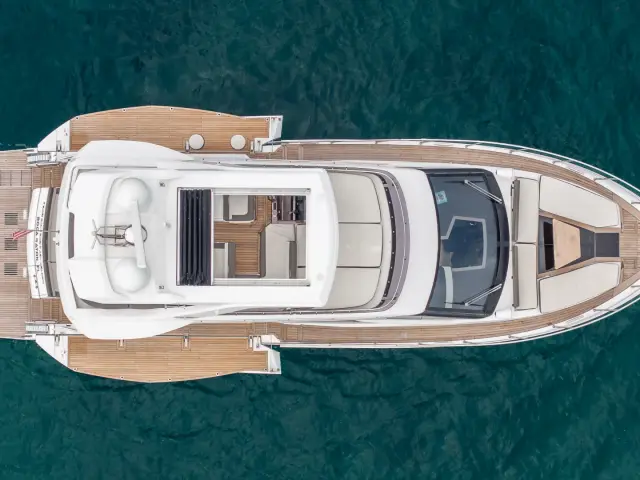 INFINITY | Galeon 500 Fly — 9 / 29