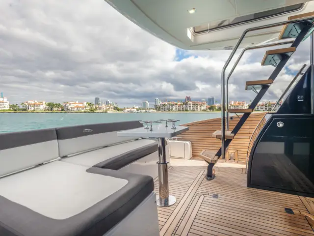 INFINITY | Galeon 500 Fly — 24 / 29