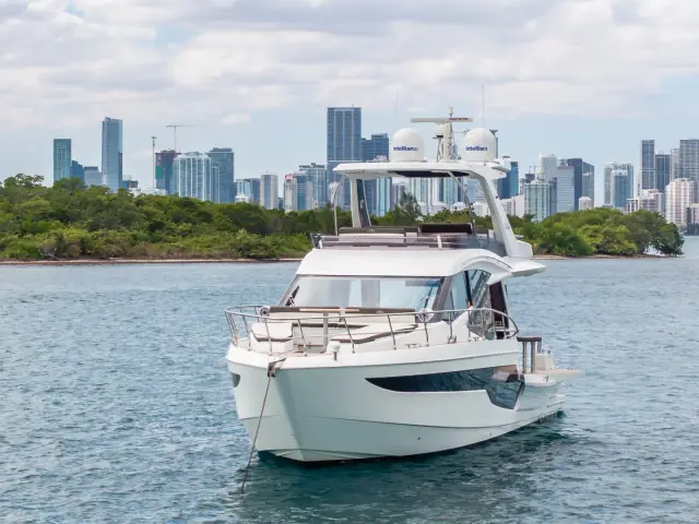 INFINITY | Galeon 500 Fly — 8 / 29