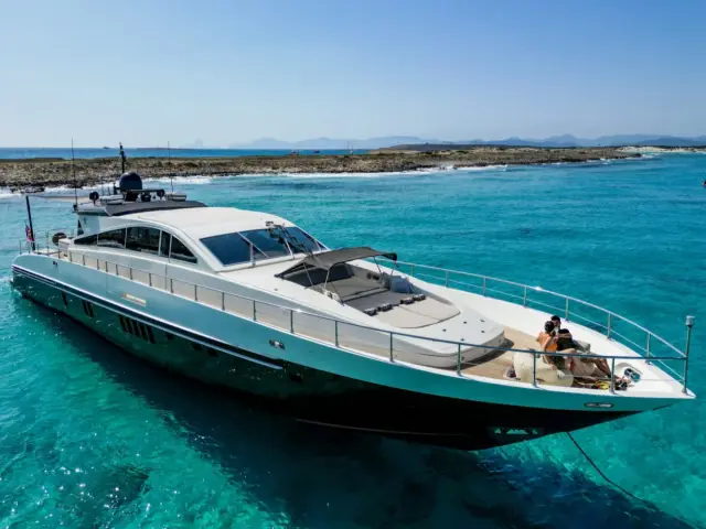 AYA ONE | Leopard 27 — 5 / 24