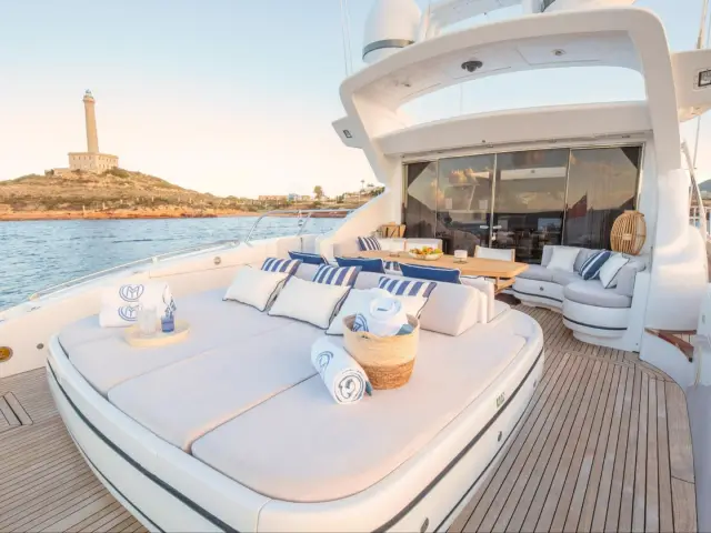 CHILL OUT | Mangusta 92 — 16 / 37