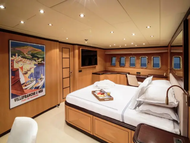 CHILL OUT | Mangusta 92 — 34 / 37
