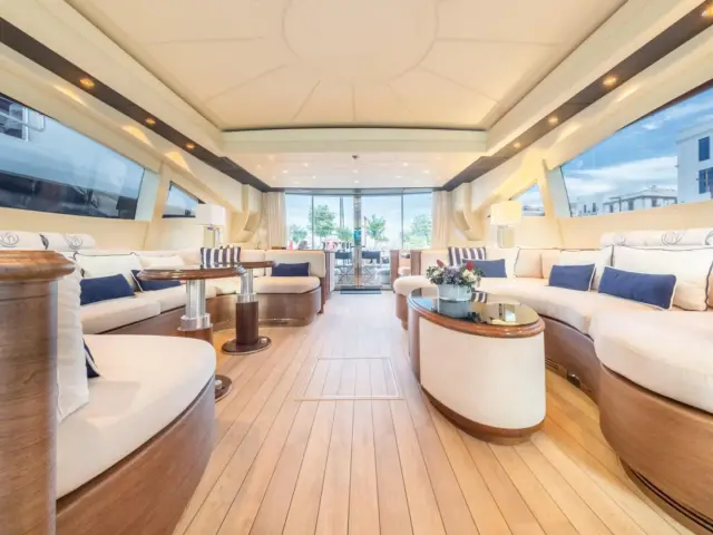 CHILL OUT | Mangusta 92 — 24 / 37