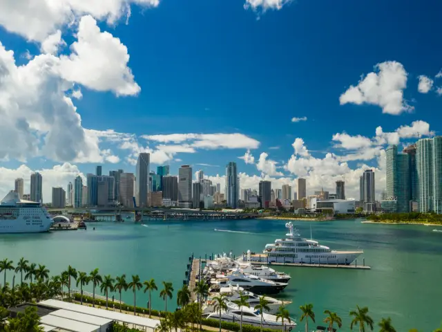 Miami to Bimini: 5-day yacht charter itinerary