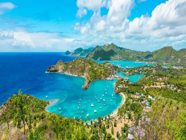 Leeward Islands: From Antigua to St. Martin